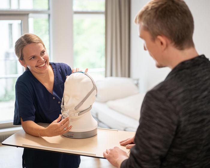 Erklärung einer Schlafmaske für den Patienten